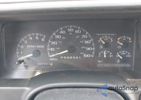 1998 Chevrolet C1500 Fleetside z USA, uszkodzony, nr VIN 2GCEC19R9W1113298